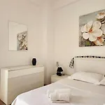 Deluxe For Three 24h Check In * Tirana