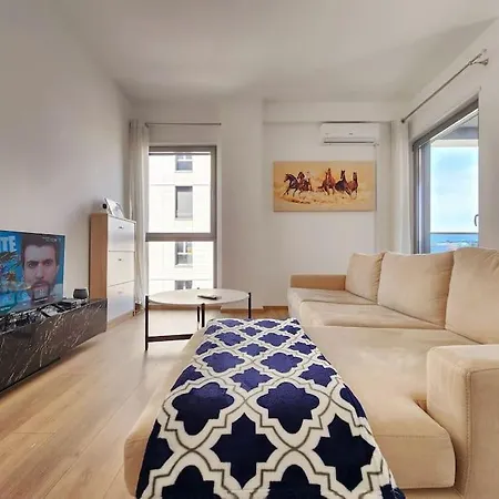 Apartamento Deluxe For Three 24h Check In Tirana