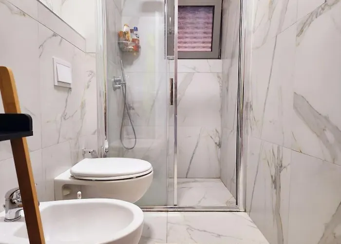 Deluxe For Three 24h Check In * Tirana